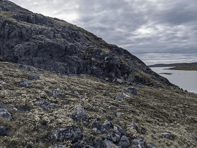 hiking trails in nothern canada