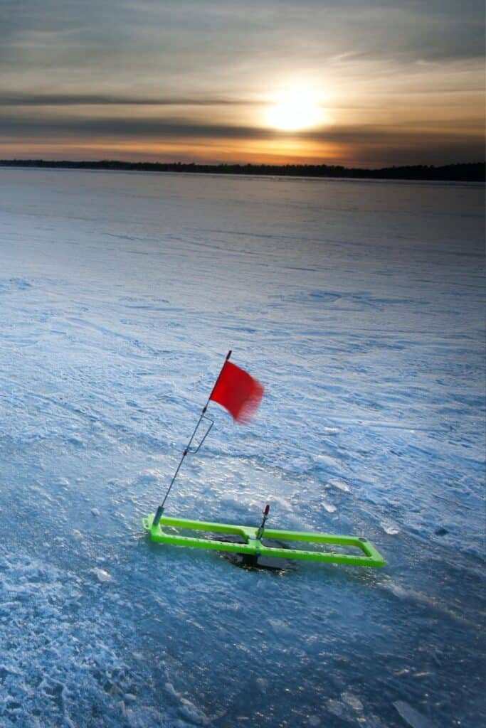 How to Use Ice Fishing Tip-Ups